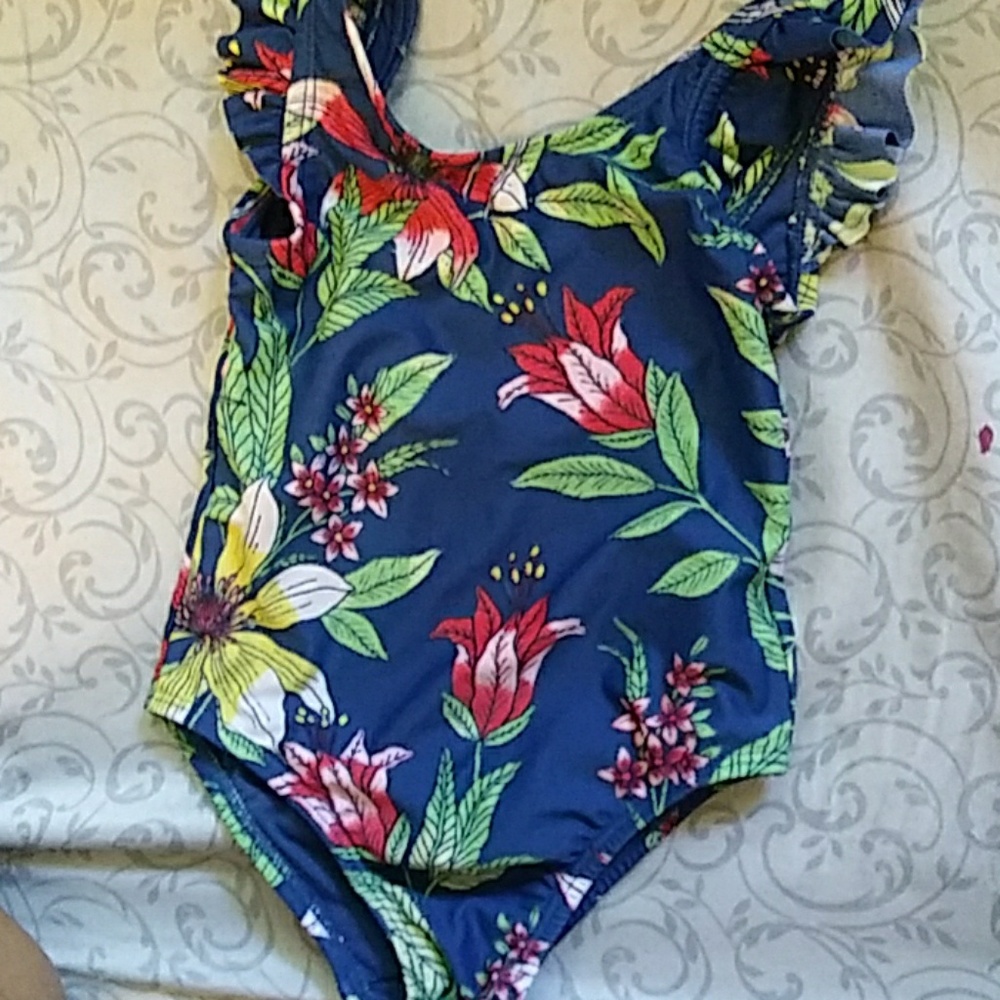 Baby gap dwom suit